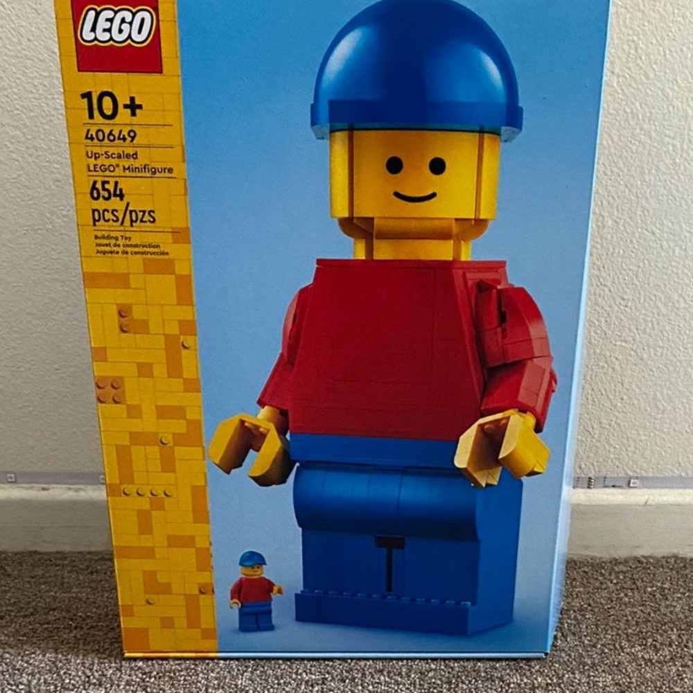 Lego mini figure set